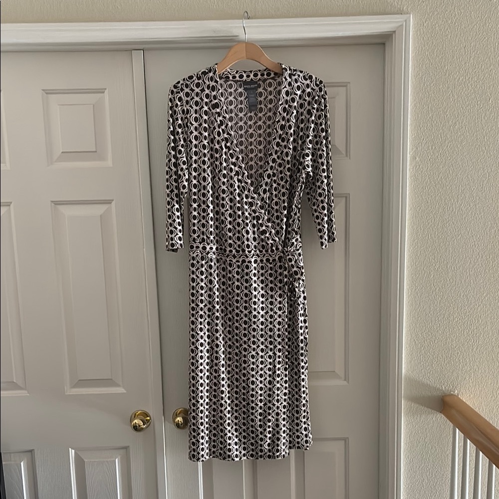 Bisou Bisou Brown and White Sheath Dress with V-Neck